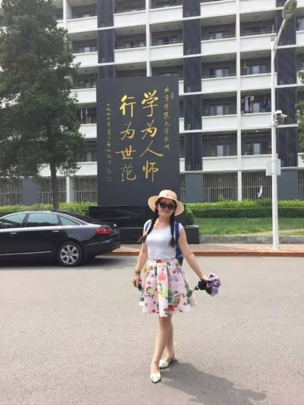 程振华——践党员标准 树教师典范